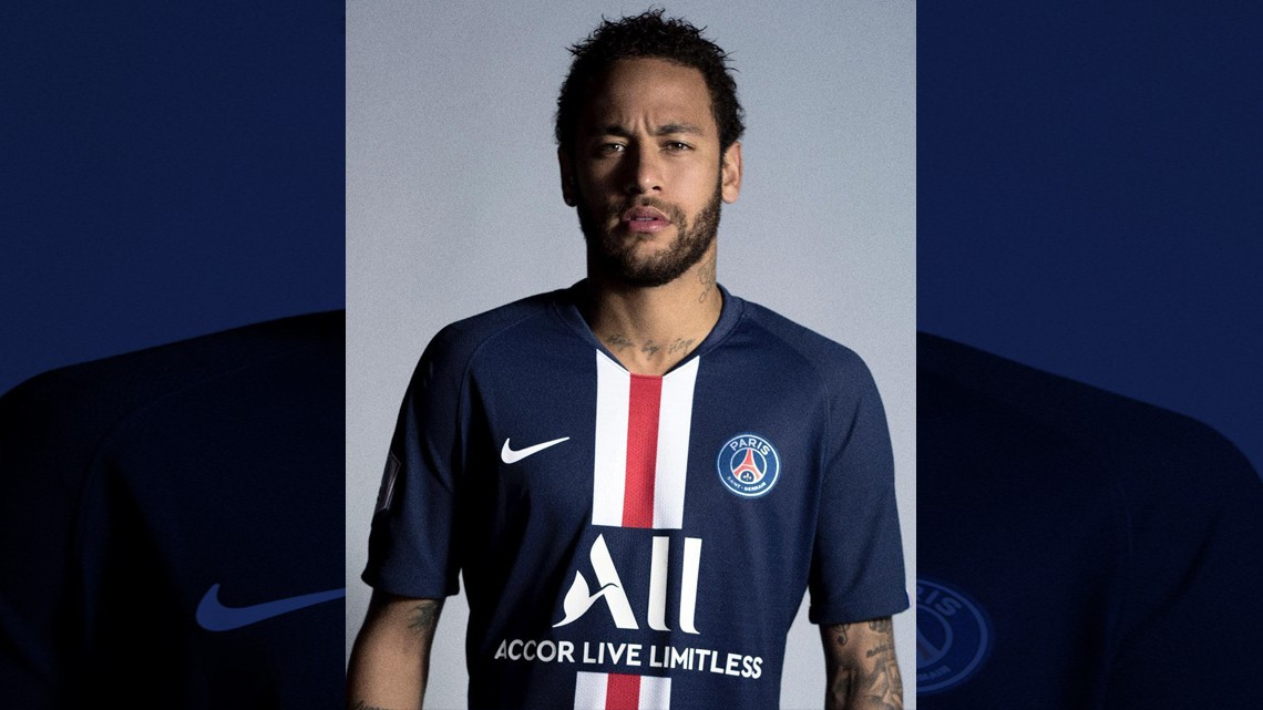 PSG presentó su nueva camiseta con Neymar 