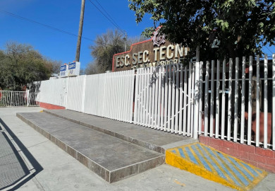 Pide Educación no hacer filas ni campamentos por inscripciones