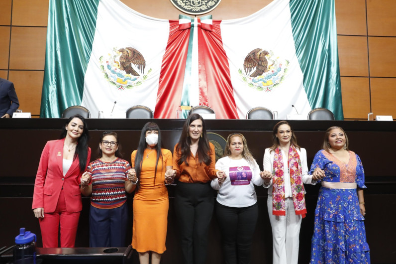 Kenia López Rabadán llama a redoblar esfuerzos para erradicar la violencia contra las mujeres