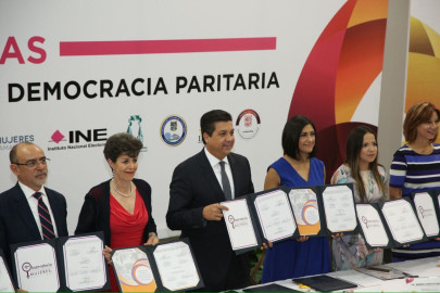Gobernador atestigua firma de Convenio del Observatorio de Participación Política de Mujeres en Tamaulipas 
