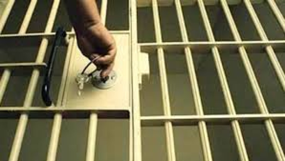 Dan 8 años de prisión a mujer que votó ilegalmente en Texas 