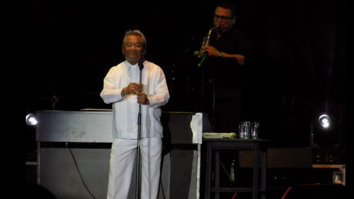 Armando Manzanero regala una `Noche Blanca´