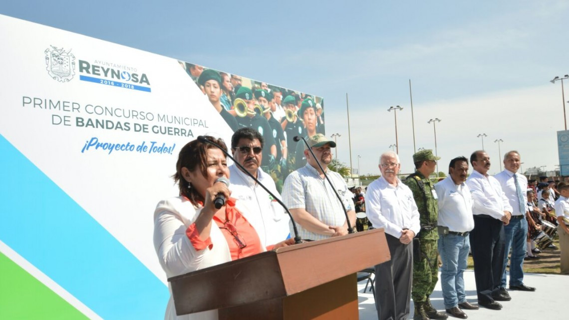 Compiten 20 Bandas de Guerra en Concurso Municipal