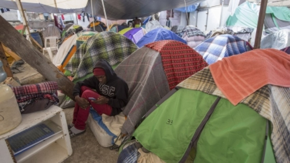 Más de 450 cubanos varados en Nuevo Laredo