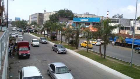 Detienen Tránsitos a pareja de ladrones