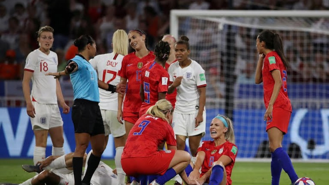 Estados Unidos vence a Inglaterra y es la primera finalista del Mundial Femenil