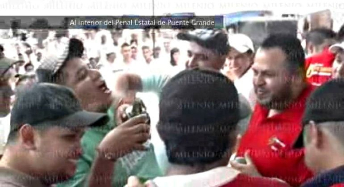 Realizan fiesta dentro del Penal de Puente Grande