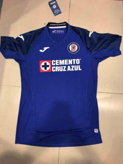 Filtran imágenes de la posible nueva playera del Cruz Azul