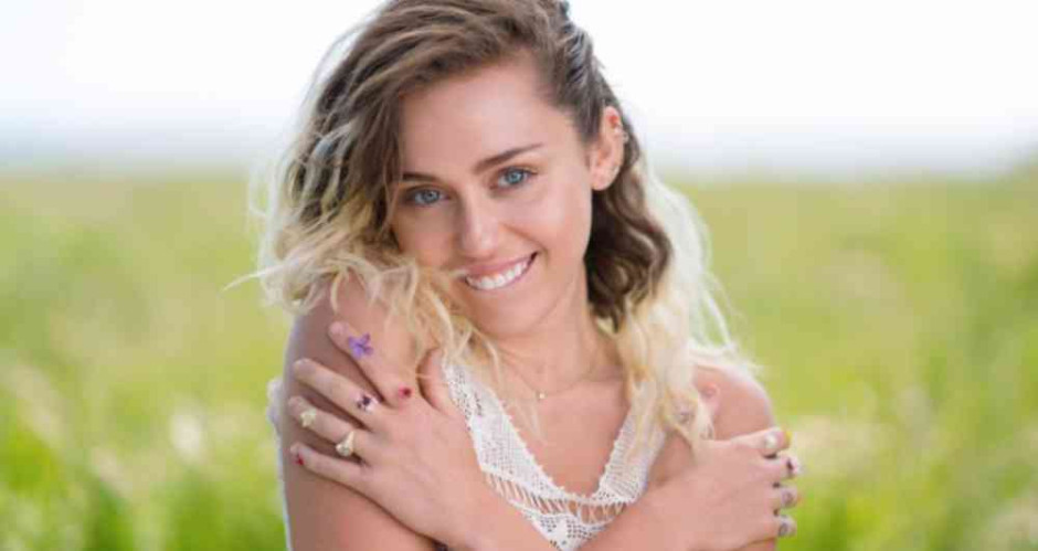 Miley Cirus es demandada por 300 mdd