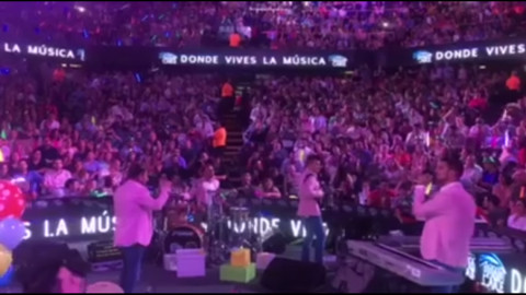 Se presenta con gran éxito La firma en el Domo Care