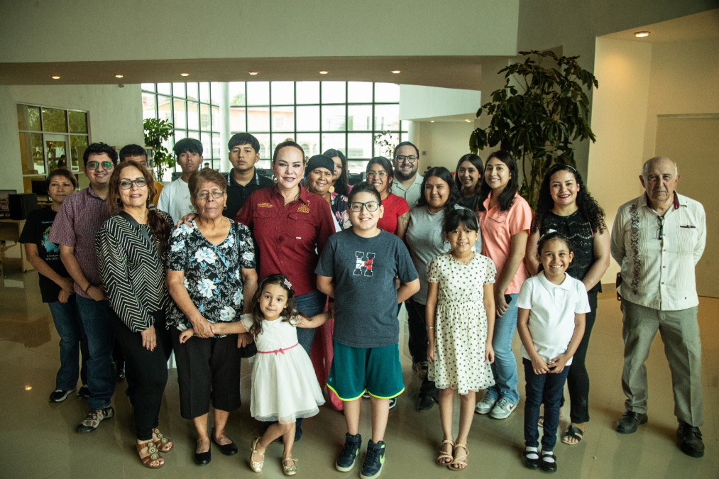 Respaldan ciudadanos trabajo de Carmen Lilia en su Primer Informe de Gobierno