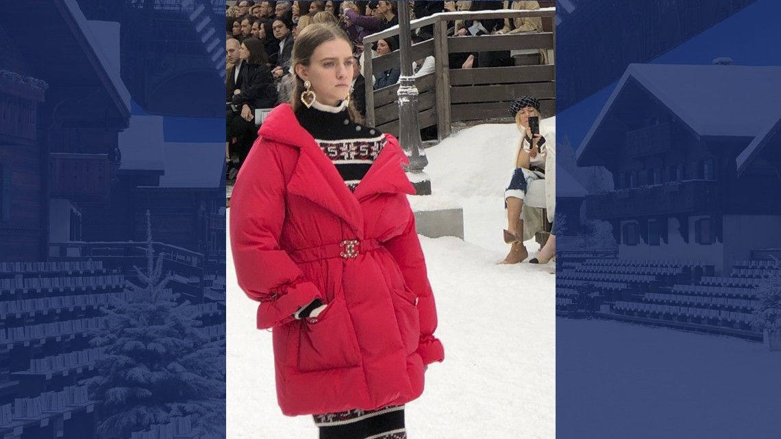 Chanel rinde homenaje a Karl Lagerfeld en su desfile