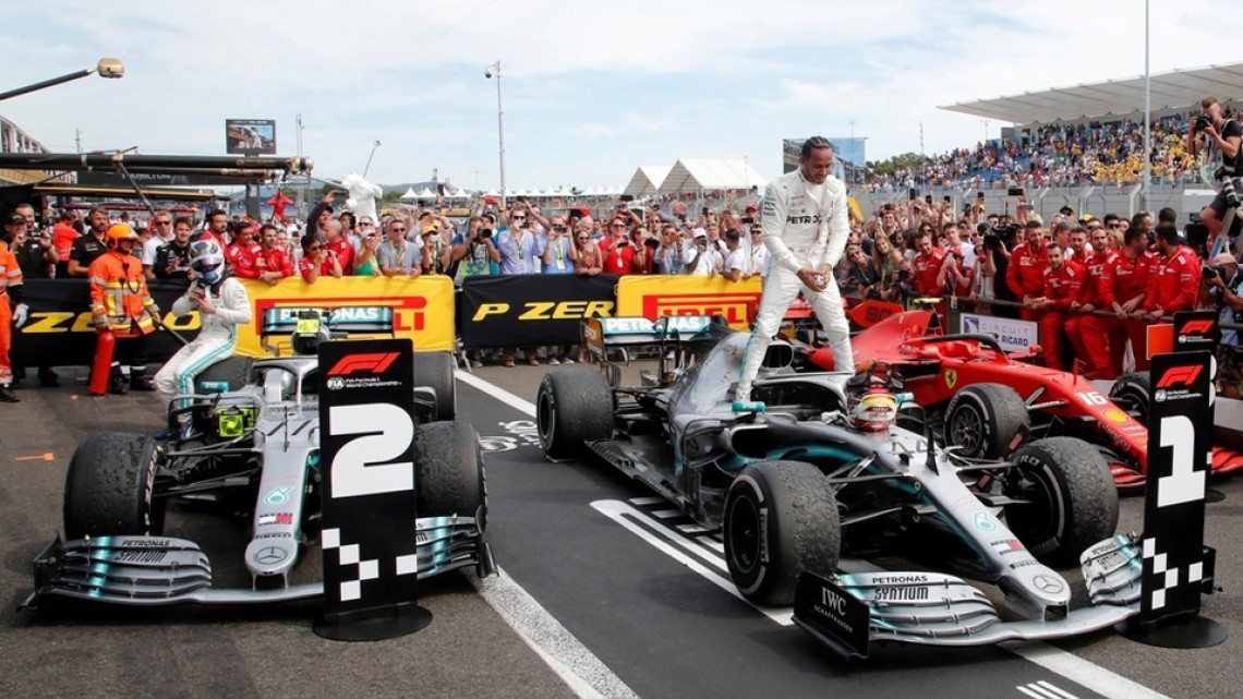 Hamilton se lleva el GP de Francia, Checo Pérez se lleva la 12va posición