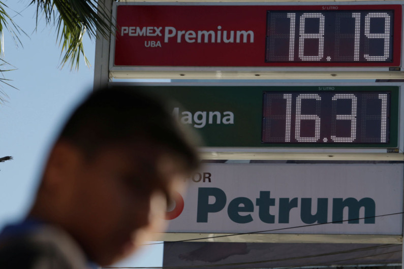 Desproporcionada la carga al consumidor final por precios de combustibles: Coparmex
