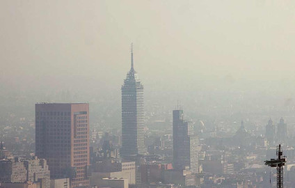 PRD pedirá que impuestos extra por 'gasolinazo' vayan al combate a la contaminación