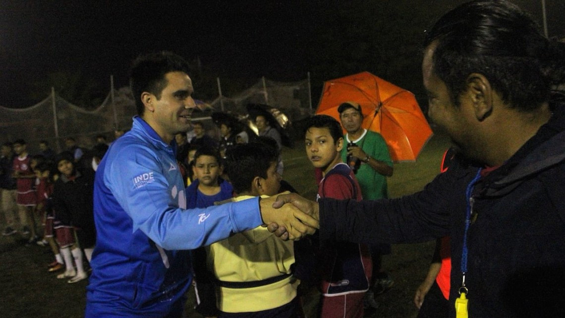 Entrega INDE Tamaulipas material deportivo a Parque de Bienestar Social
