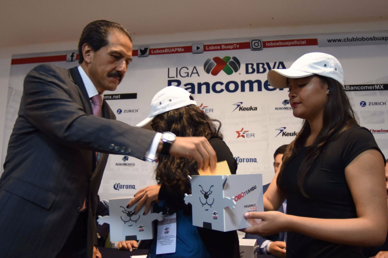 Lobos BUAP crea `Loboton´ para subsistir