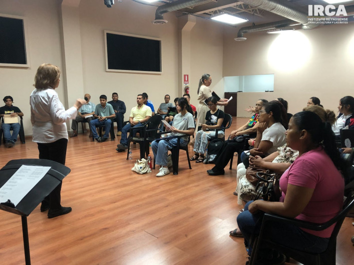 Comienza la instrucción del taller de coro en el IRCA