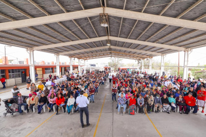 Apoyó Alcalde Carlos Peña Ortiz a más de 500 ciudadanos en Jarachina Sur
