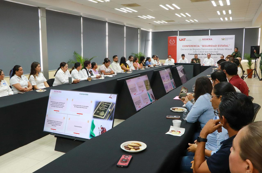 Imparten en la UAT conferencia sobre seguridad y protección ciudadana