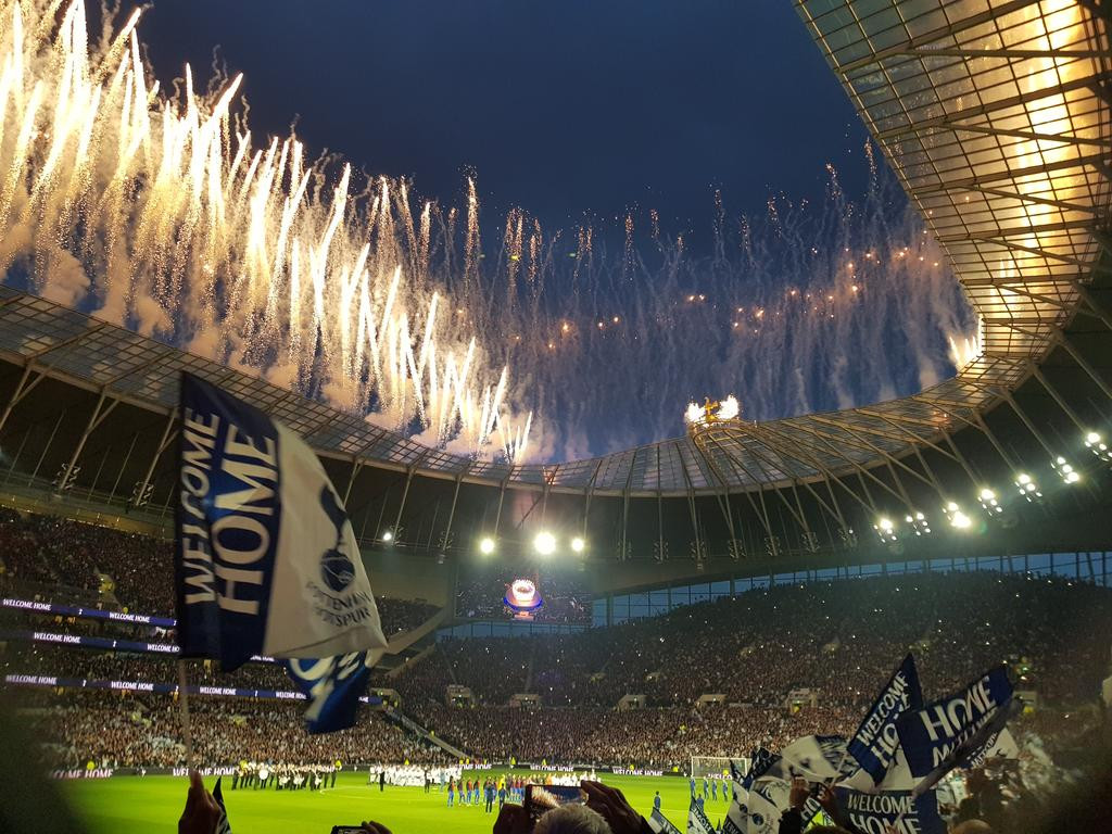 El Tottenham estrena su nuevo estadio en la Premier League