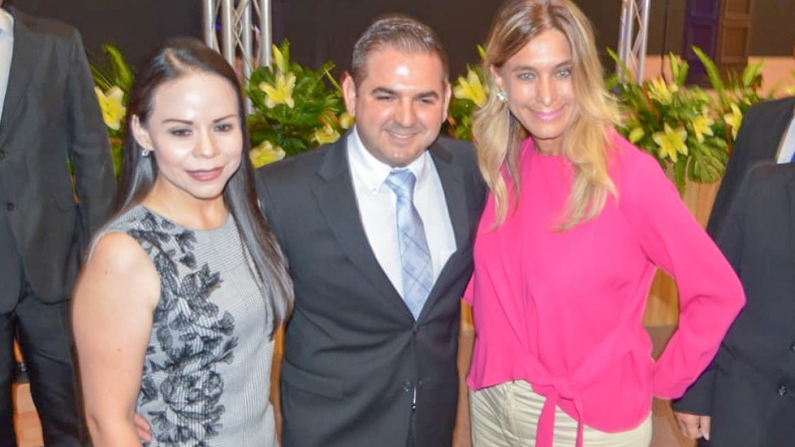 Asiste Maki a Informe del alcalde Roberto González en Cd. Mier