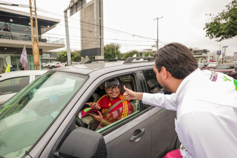 Encuentro Cercano, Carlos Peña Ortiz Conecta con la comunidad reynosense