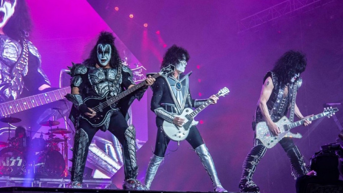 Kiss se despide de México ante 60 mil fans