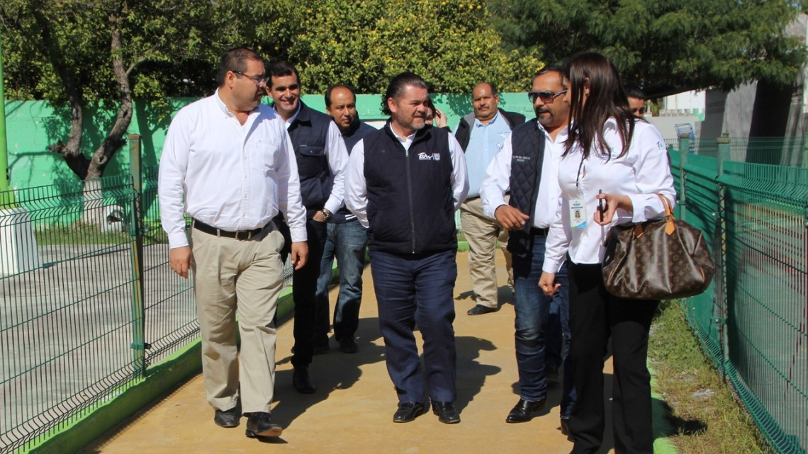 Secretario de Turismo del Estado visita las instalaciones del DIF Río Bravo
