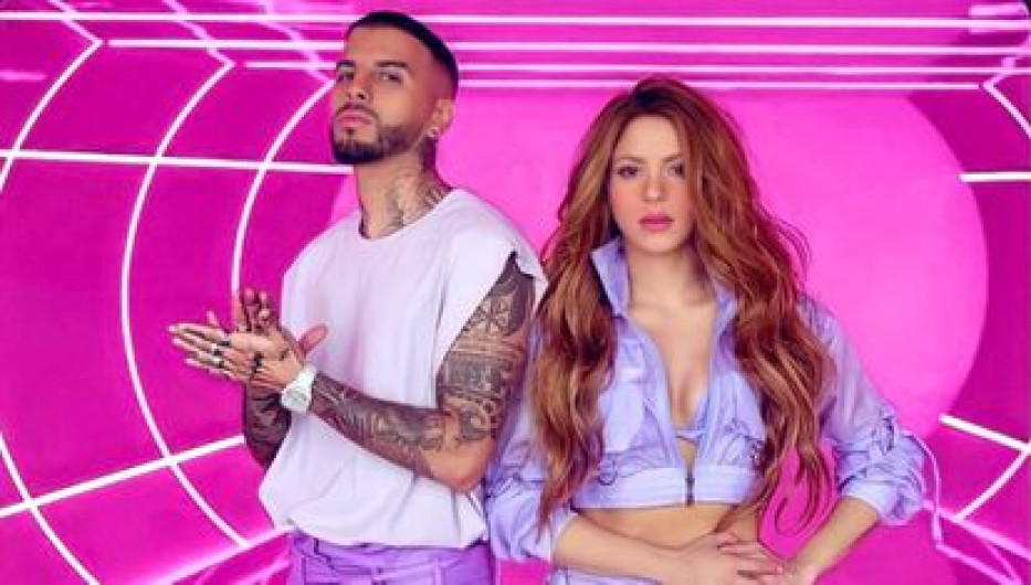 Shakira y Rauw Alejandro lanzan 'Te Felicito'