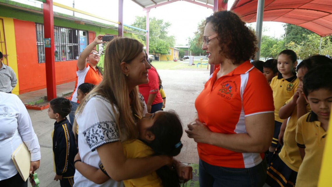 Jarachina Sur recibe apoyo de la alcaldesa Maki Ortiz