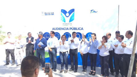 Estrechan comunicación con habitantes del Fracc. San Pedro