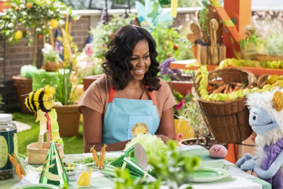Llega el tráiler de la serie de Michelle Obama "Waffles y Mochi"