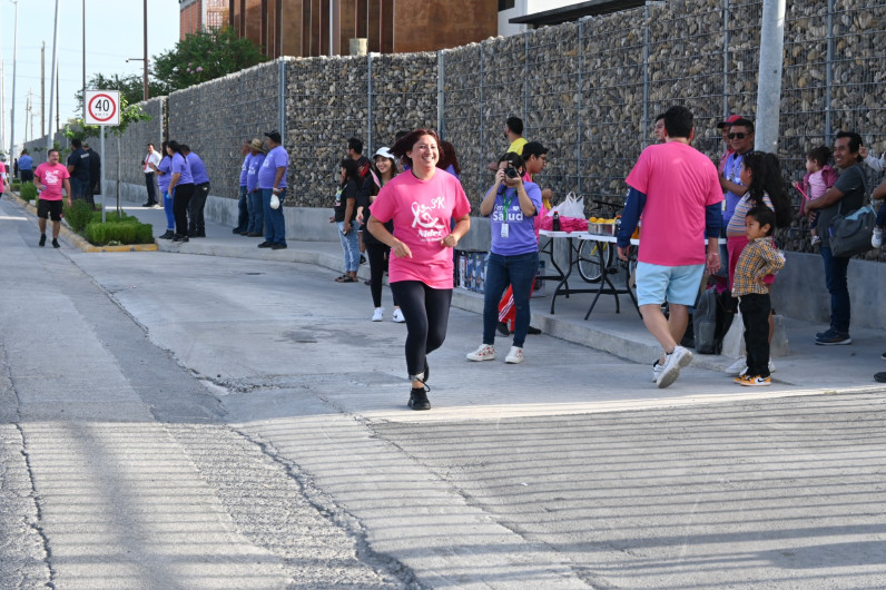 Apoya Gobierno de Carlos Peña Ortiz Carrera 5K por la Lucha Contra el Cáncer de Mama