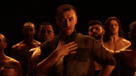 Sam Smith lanza nuevo sencillo 'How do you sleep?' 