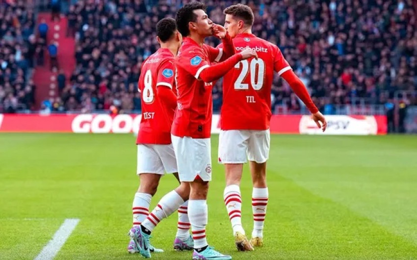 Chucky Lozano marca su quinto gol en la Eredivisie