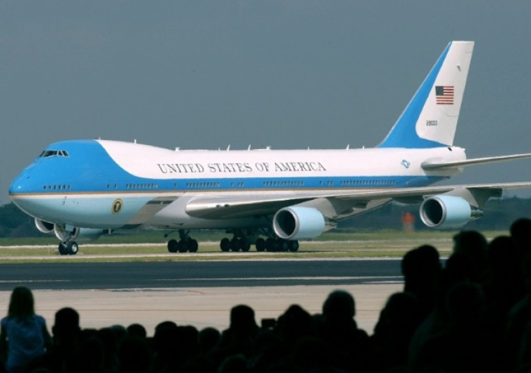 Legisladores de EU recorren el Río Bravo