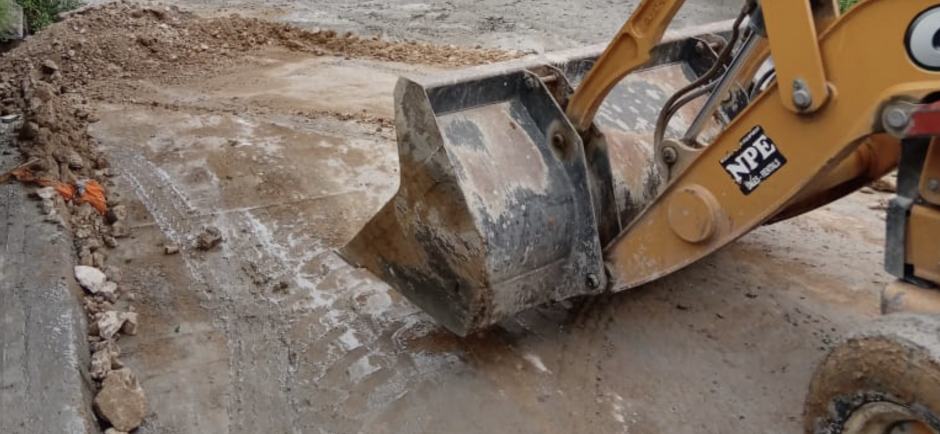 Finalizó COMAPA reparación de fuga de agua en la colonia Roma