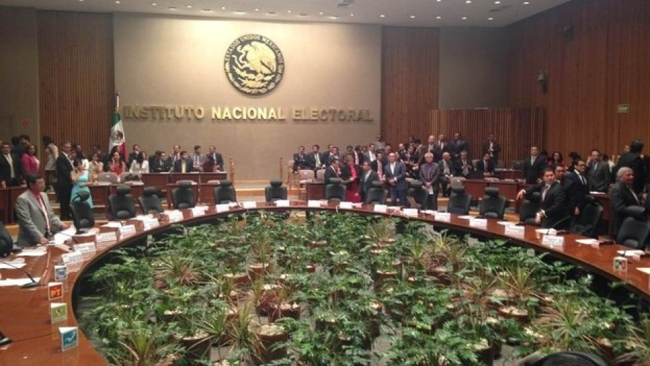 INE sacará nueva actualización en app y aplazará recaudación de firmas