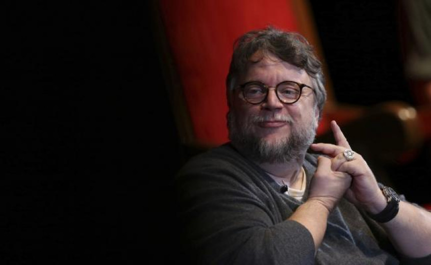 Guillermo del Toro producirá “Historias de miedo”