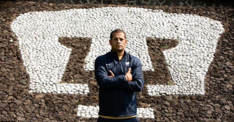 Jhonathan Lazcano nuevo DT de Pumas Femenil