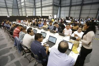 Realiza INEE taller con maestros y directivos sobre la evaluación docente