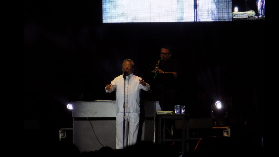 Armando Manzanero regala una `Noche Blanca´