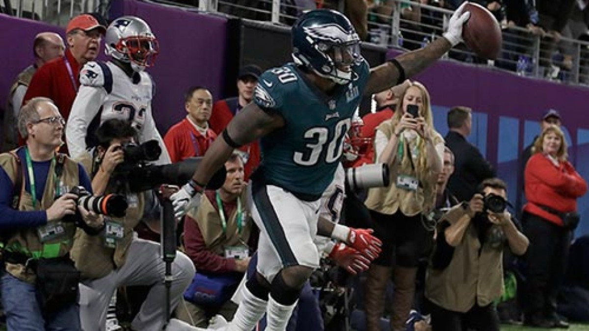 ¡Águilas hace historia! Ganan su primer Super Bowl