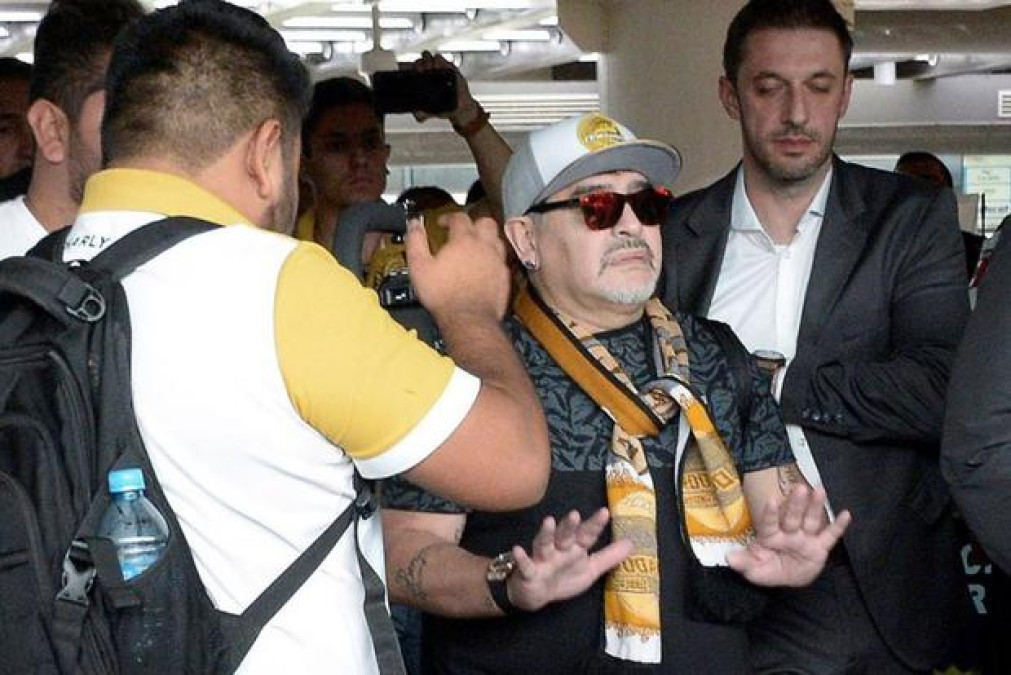 Diego Armando Maradona ya alista debut en Dorados