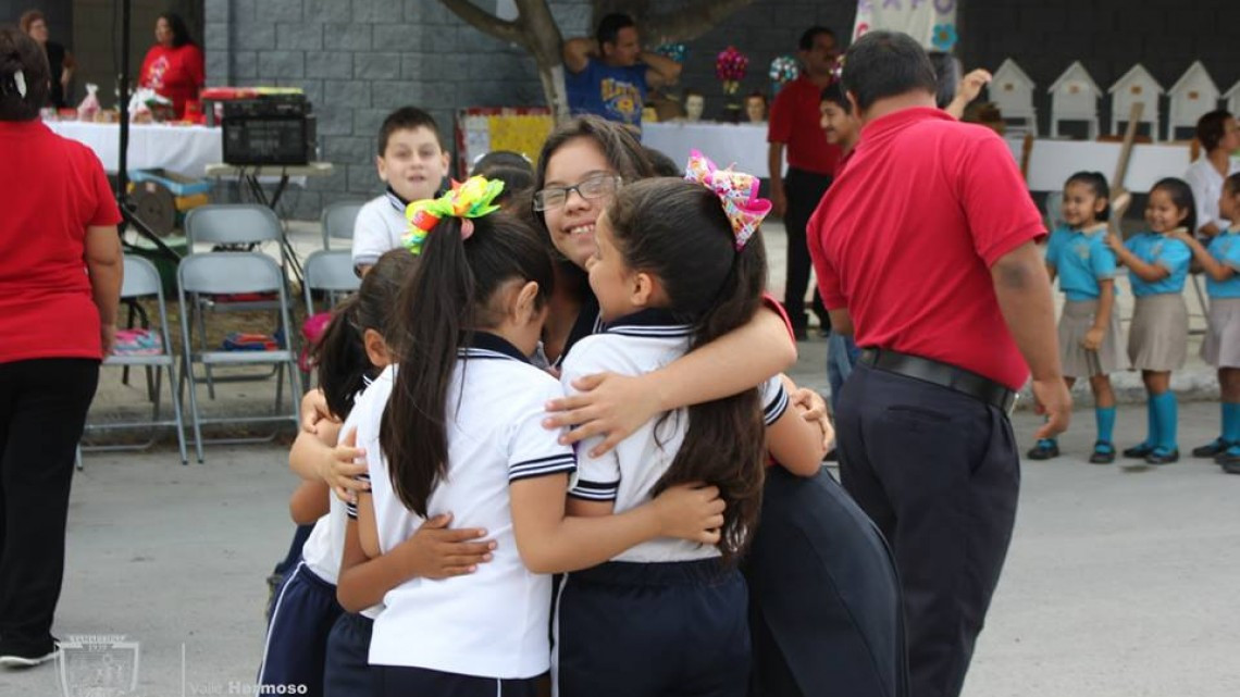 Realizan exposición de trabajos de alumnos del CAM Laboral
