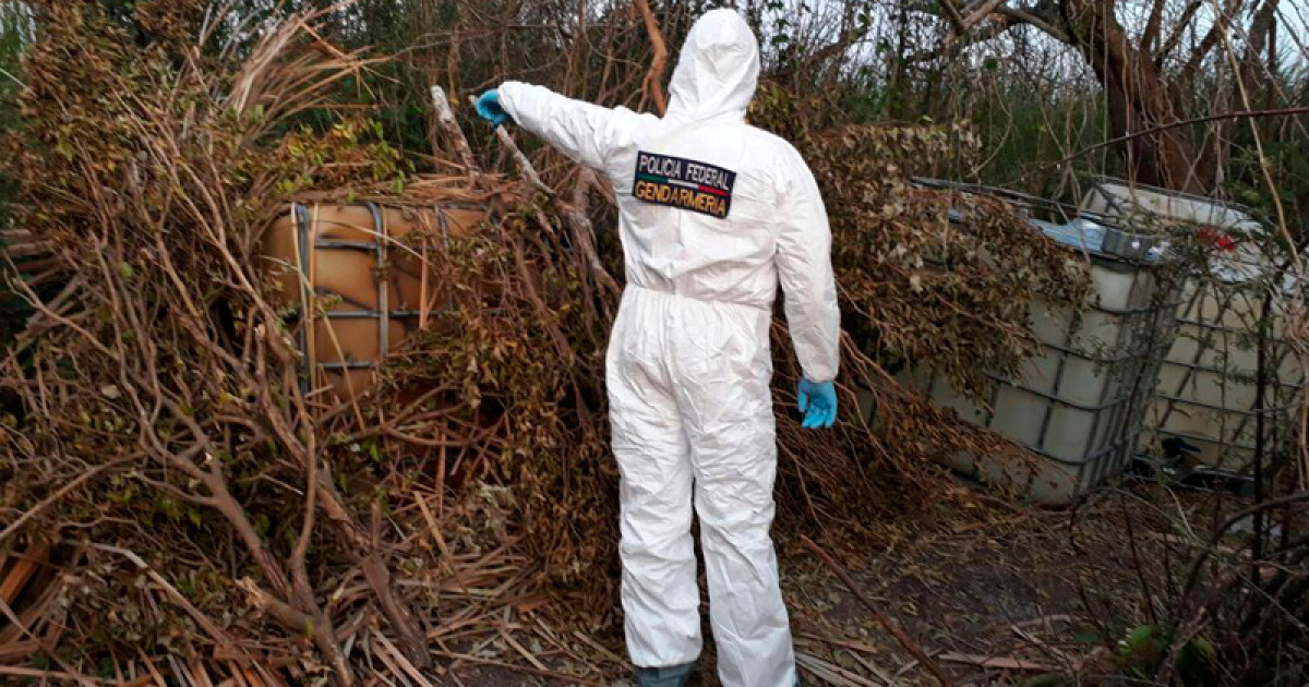 Decomisan 2 mil 400 litros de combustible en Altamira