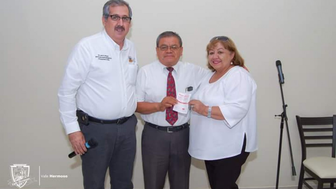 Realizan “Escuela Para Padres”