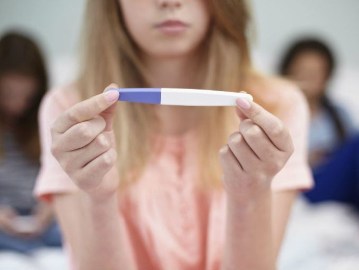 Embarazo adolescente y obesidad, factores de riesgo en nacimientos prematuros