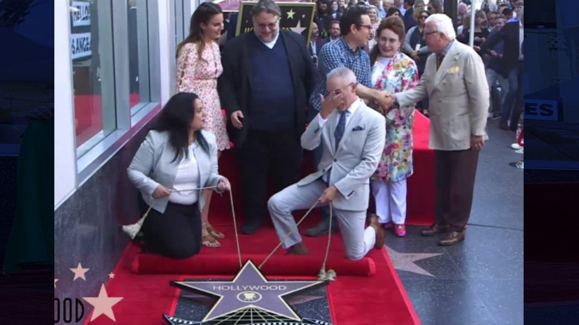 Guillermo del Toro recibe su estrella en el Paseo de la Fama de Hollywood